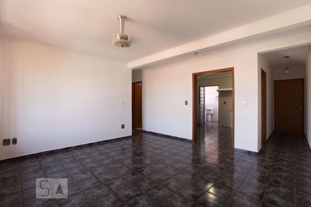Sala de apartamento para alugar com 2 quartos, 83m² em Centro, Ribeirão Preto
