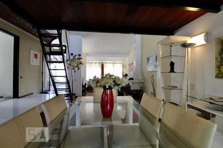 Sala de casa à venda com 5 quartos, 200m² em Brooklin, São Paulo