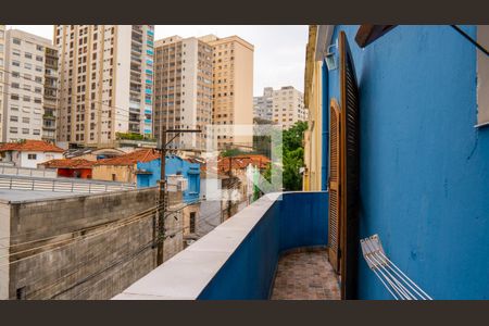 Apartamento à venda com 95m², 3 quartos e sem vaga Apartamento à venda com 95m², 3 quartos e sem vagaVaranda