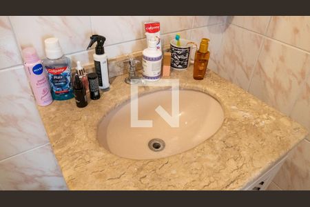 Apartamento à venda com 95m², 3 quartos e sem vaga Apartamento à venda com 95m², 3 quartos e sem vagaBanheiro