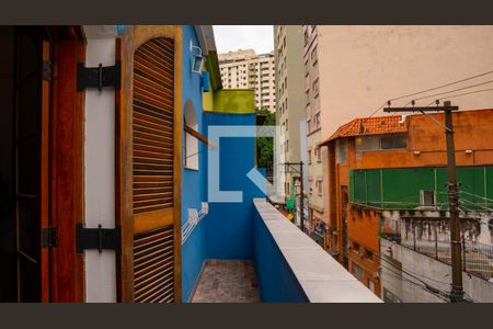 Apartamento à venda com 95m², 3 quartos e sem vaga Apartamento à venda com 95m², 3 quartos e sem vagaVaranda