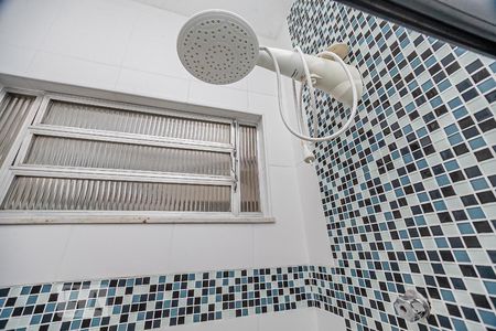 Apartamento à venda com 75m², 2 quartos e sem vagaBanheiro