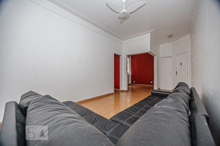 Apartamento à venda com 75m², 2 quartos e sem vagaSala