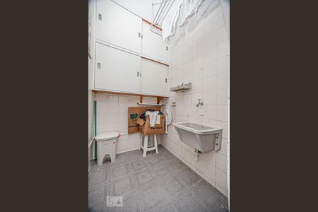 Apartamento à venda com 75m², 2 quartos e sem vagaÁrea de Serviço