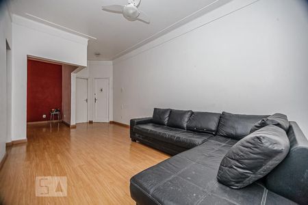 Apartamento à venda com 75m², 2 quartos e sem vagaSala
