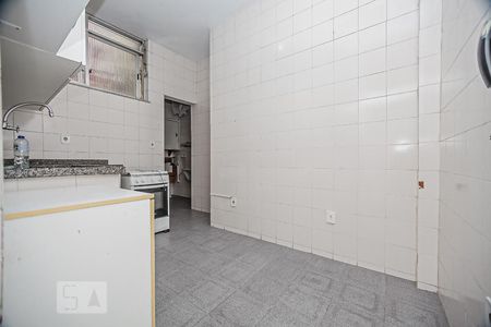 Apartamento à venda com 75m², 2 quartos e sem vagaCozinha