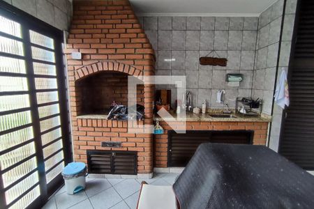 Casa à venda com 430m², 4 quartos e 8 vagas Casa à venda com 430m², 4 quartos e 8 vagasÁrea gourmet