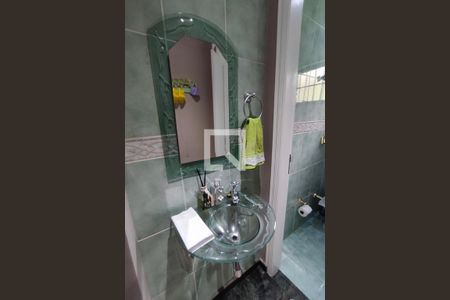 Casa à venda com 430m², 4 quartos e 8 vagas Casa à venda com 430m², 4 quartos e 8 vagasLavabo