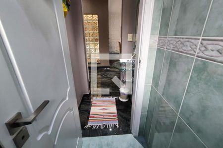 Casa à venda com 430m², 4 quartos e 8 vagas Casa à venda com 430m², 4 quartos e 8 vagasLavabo