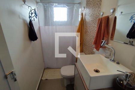 Casa à venda com 430m², 4 quartos e 8 vagas Casa à venda com 430m², 4 quartos e 8 vagasBanheiro 3