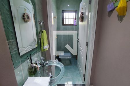 Casa à venda com 430m², 4 quartos e 8 vagas Casa à venda com 430m², 4 quartos e 8 vagasLavabo