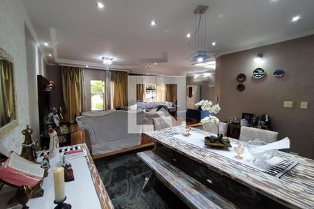 Sala de casa à venda com 4 quartos, 430m² em Vila Ré, São Paulo