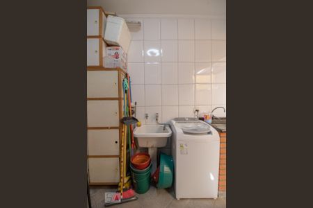 Casa à venda com 130m², 3 quartos e 2 vagas Casa à venda com 130m², 3 quartos e 2 vagasÁrea de Serviço