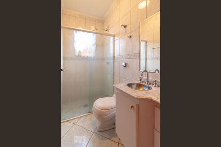 Casa à venda com 130m², 3 quartos e 2 vagas Casa à venda com 130m², 3 quartos e 2 vagasBanheiro