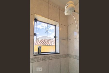 Casa à venda com 130m², 3 quartos e 2 vagas Casa à venda com 130m², 3 quartos e 2 vagasDetalhe - Banheiro
