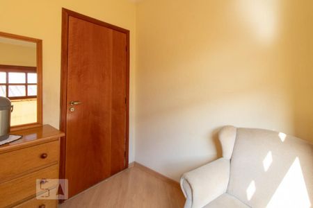 Casa à venda com 130m², 3 quartos e 2 vagas Casa à venda com 130m², 3 quartos e 2 vagasQuarto 3