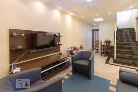 Casa à venda com 130m², 3 quartos e 2 vagas Casa à venda com 130m², 3 quartos e 2 vagasSala