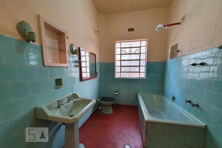 Casa à venda com 200m², 2 quartos e sem vagaBanheiro