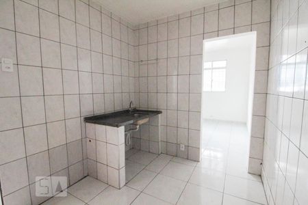 cozinha de casa para alugar com 1 quarto, 40m² em Vila Arcádia, São Paulo