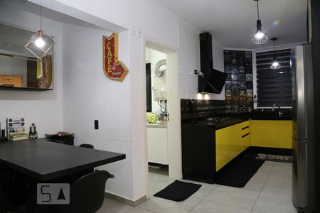 Apartamento à venda com 256m², 4 quartos e 5 vagasCozinha