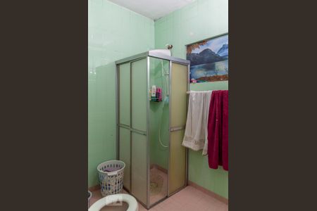 Casa à venda com 225m², 3 quartos e 2 vagasBanheiro