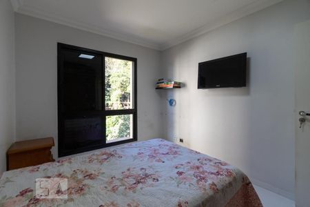 Apartamento à venda com 211m², 4 quartos e 3 vagas Apartamento à venda com 211m², 4 quartos e 3 vagasSuíte master