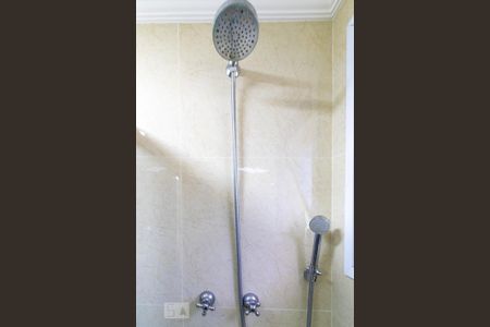 Apartamento à venda com 211m², 4 quartos e 3 vagas Apartamento à venda com 211m², 4 quartos e 3 vagasChuveiro