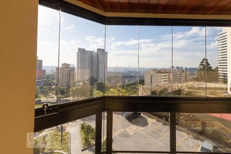 Apartamento à venda com 211m², 4 quartos e 3 vagas Apartamento à venda com 211m², 4 quartos e 3 vagasSacada Suíte master