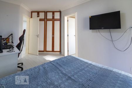 Apartamento à venda com 211m², 4 quartos e 3 vagas Apartamento à venda com 211m², 4 quartos e 3 vagasSuíte 1