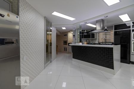 Apartamento à venda com 211m², 4 quartos e 3 vagas Apartamento à venda com 211m², 4 quartos e 3 vagasCozinha