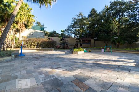 Apartamento à venda com 211m², 4 quartos e 3 vagas Apartamento à venda com 211m², 4 quartos e 3 vagasÁrea Comum - Playground