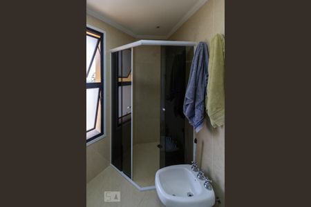 Apartamento à venda com 211m², 4 quartos e 3 vagas Apartamento à venda com 211m², 4 quartos e 3 vagasBanheiro da Suíte 1