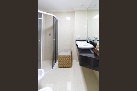 Apartamento à venda com 211m², 4 quartos e 3 vagas Apartamento à venda com 211m², 4 quartos e 3 vagasBanheiro