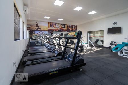 Apartamento à venda com 211m², 4 quartos e 3 vagas Apartamento à venda com 211m², 4 quartos e 3 vagasÁrea comum - Academia