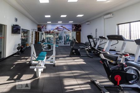 Apartamento à venda com 211m², 4 quartos e 3 vagas Apartamento à venda com 211m², 4 quartos e 3 vagasÁrea comum - Academia