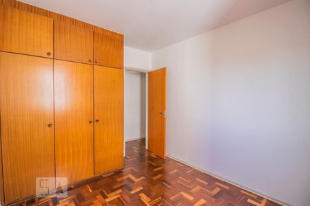 Quarto 1 de apartamento para alugar com 2 quartos, 70m² em Vila Guarani (zona Sul), São Paulo
