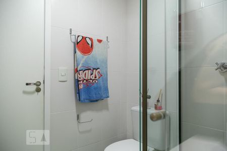 Apartamento à venda com 68m², 2 quartos e 1 vaga Apartamento à venda com 68m², 2 quartos e 1 vagaBanheiro social