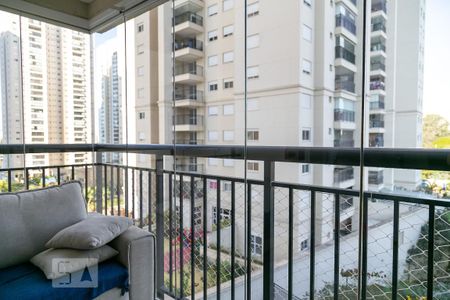 Apartamento à venda com 68m², 2 quartos e 1 vaga Apartamento à venda com 68m², 2 quartos e 1 vagaVaranda