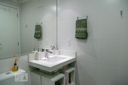 Apartamento à venda com 68m², 2 quartos e 1 vaga Apartamento à venda com 68m², 2 quartos e 1 vagaBanheiro suíte