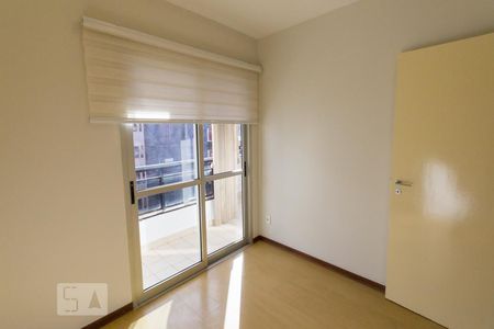 Quarto 1 de apartamento para alugar com 2 quartos, 65m² em Asa Norte, Brasília