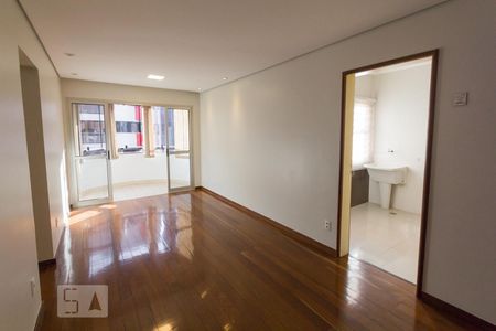 Sala de apartamento para alugar com 2 quartos, 65m² em Asa Norte, Brasília
