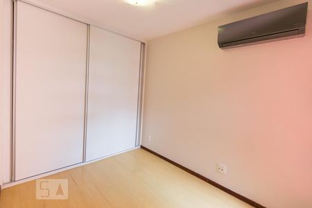 Quarto 2 de apartamento para alugar com 2 quartos, 65m² em Asa Norte, Brasília