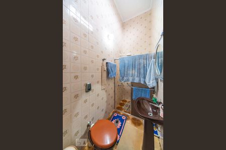 Banheiro  de casa à venda com 2 quartos, 160m² em Vila Scarpelli , Santo André