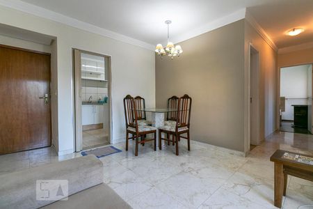 Apartamento à venda com 86m², 3 quartos e 1 vagaSala