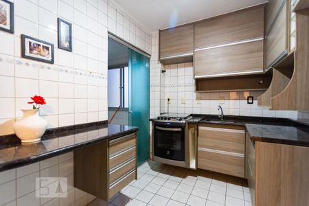Apartamento à venda com 63m², 2 quartos e 1 vagaCozinha