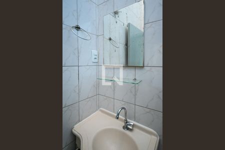 Casa à venda com 135m², 3 quartos e 2 vagasBanheiro Social