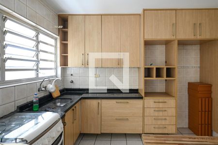 Casa à venda com 135m², 3 quartos e 2 vagasCozinha