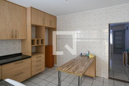 Casa à venda com 135m², 3 quartos e 2 vagasCozinha