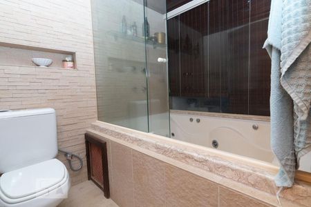 Casa à venda com 258m², 4 quartos e 2 vagas Casa à venda com 258m², 4 quartos e 2 vagasBanheiro 3