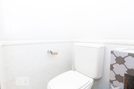 Casa à venda com 258m², 4 quartos e 2 vagas Casa à venda com 258m², 4 quartos e 2 vagasLavabo